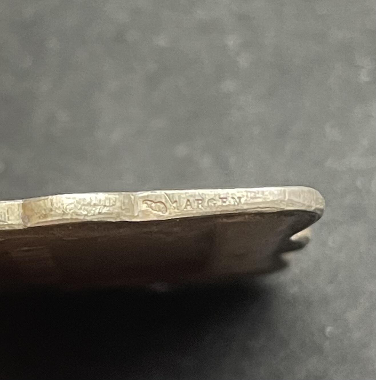 「木头集藏」章牌精品专场！ Jean Fourcade～法国林业辛迪加银章，尺寸：40 ×30mm，23g，边铭：丰饶角 1ARGENT，用于颁发给创始成员，外观呈不规则曲线形，非常少见。