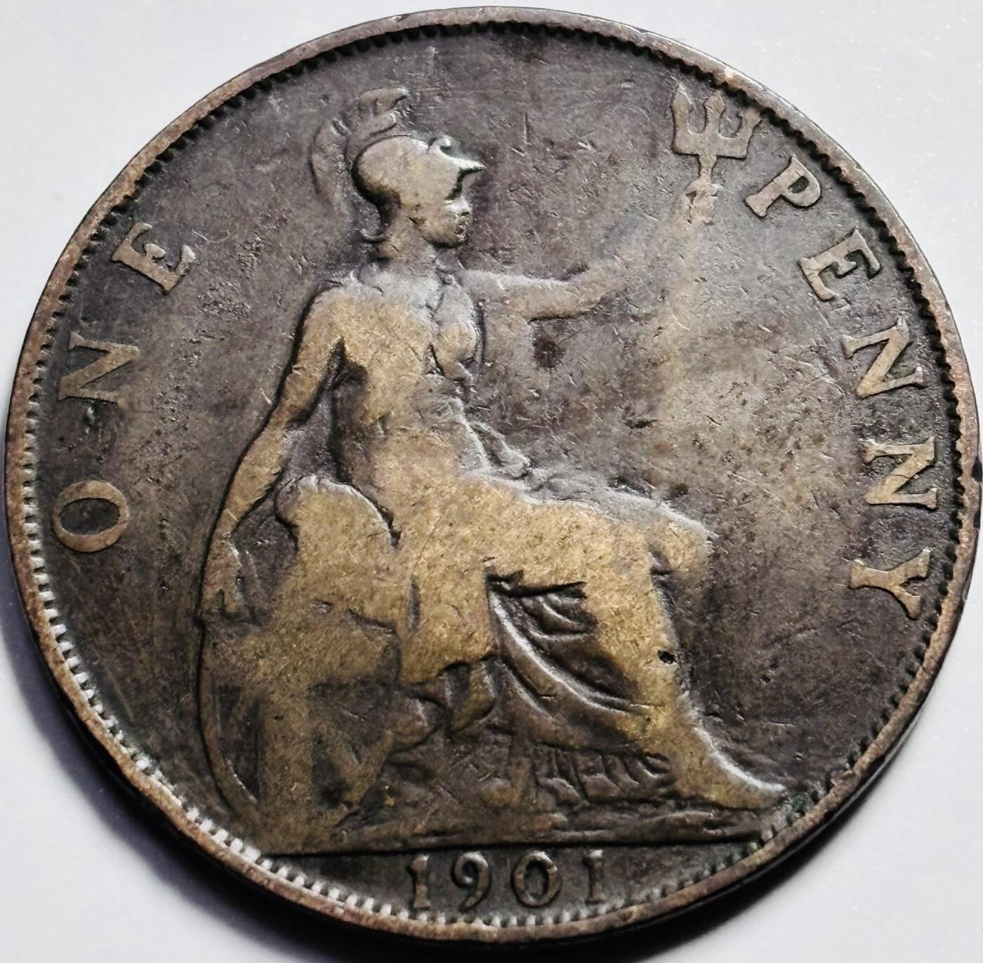 文馨钱币收藏第 203 场，英系套册纪念币，古铜币 好品 1901 年英国维多利亚披纱版 1 便士古铜币