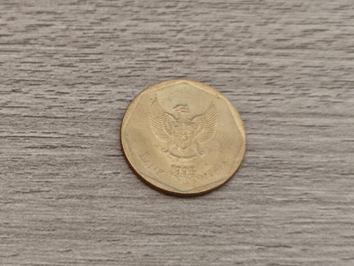 小小杂货铺22期  满五十包邮 可寄存 一元佣金 （银币、散币） 印度尼西亚耕牛100卢比