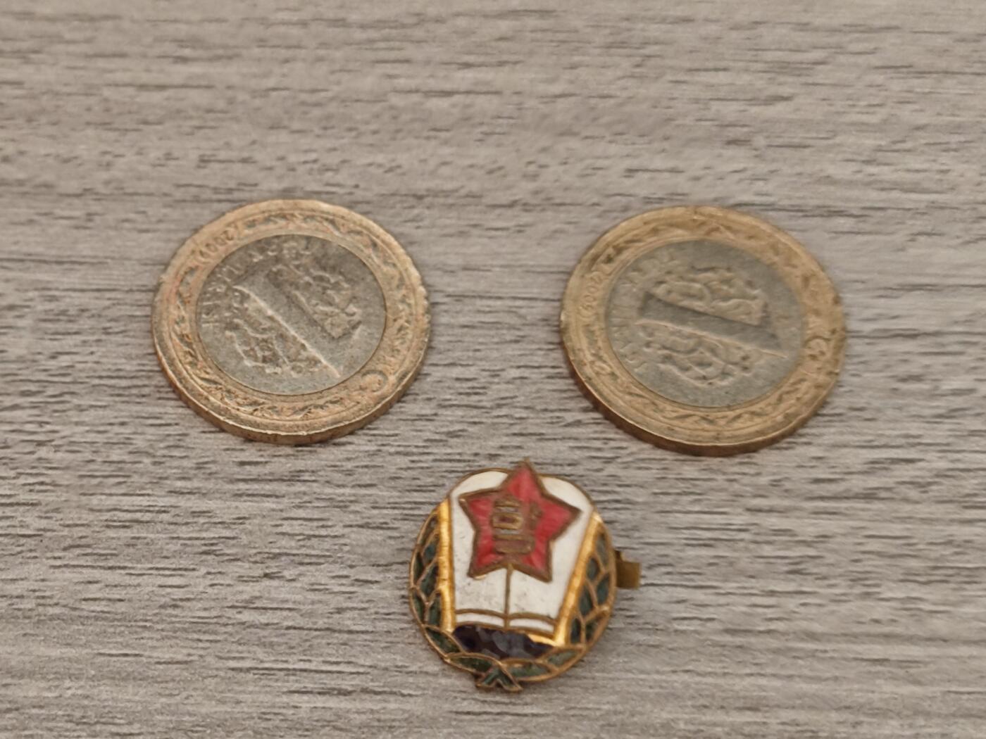 小小杂货铺22期  满五十包邮 可寄存 一元佣金 （银币、散币） 杂物三个第二组