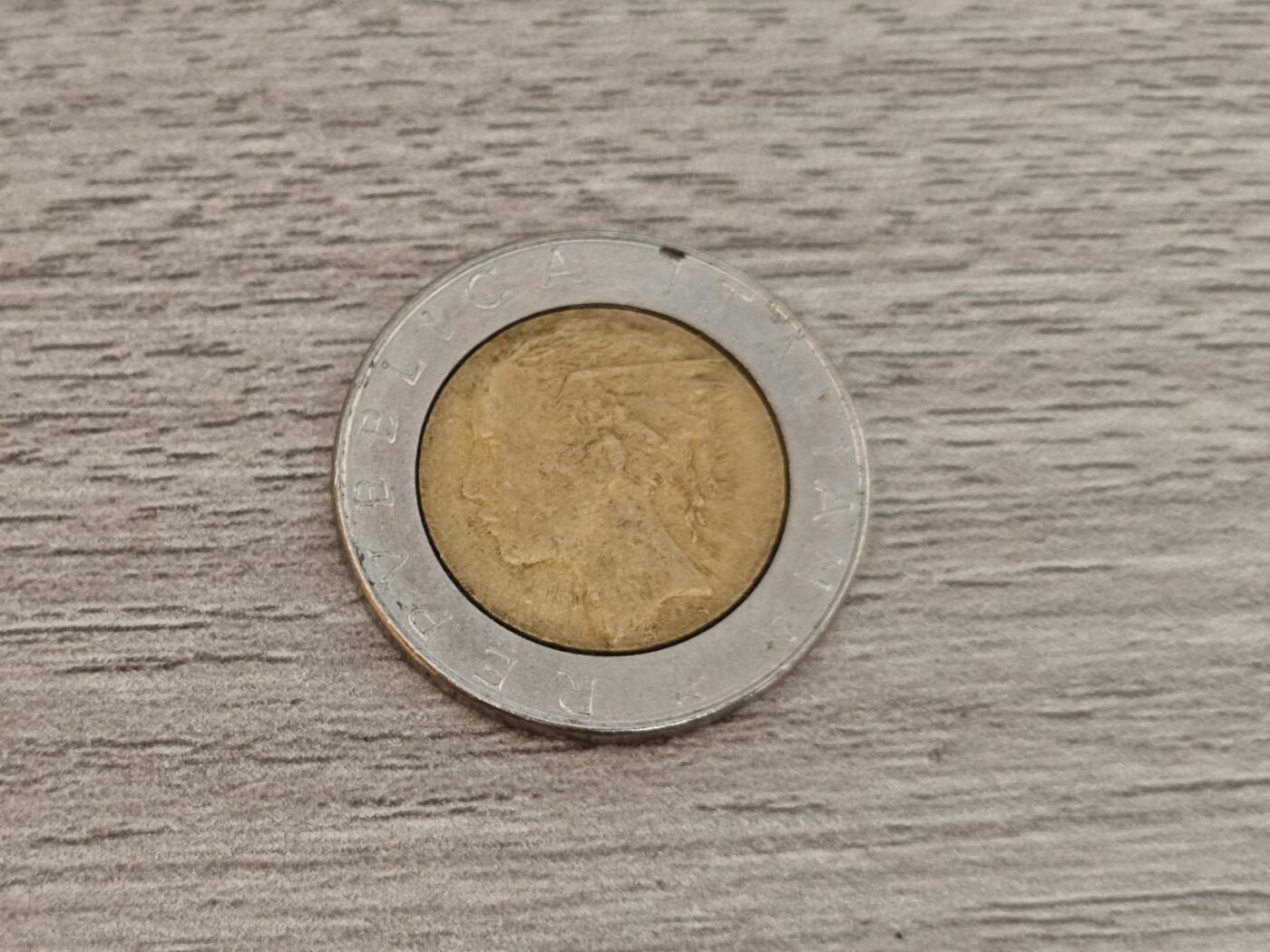 小小杂货铺22期  满五十包邮 可寄存 一元佣金 （银币、散币） 意大利500里拉