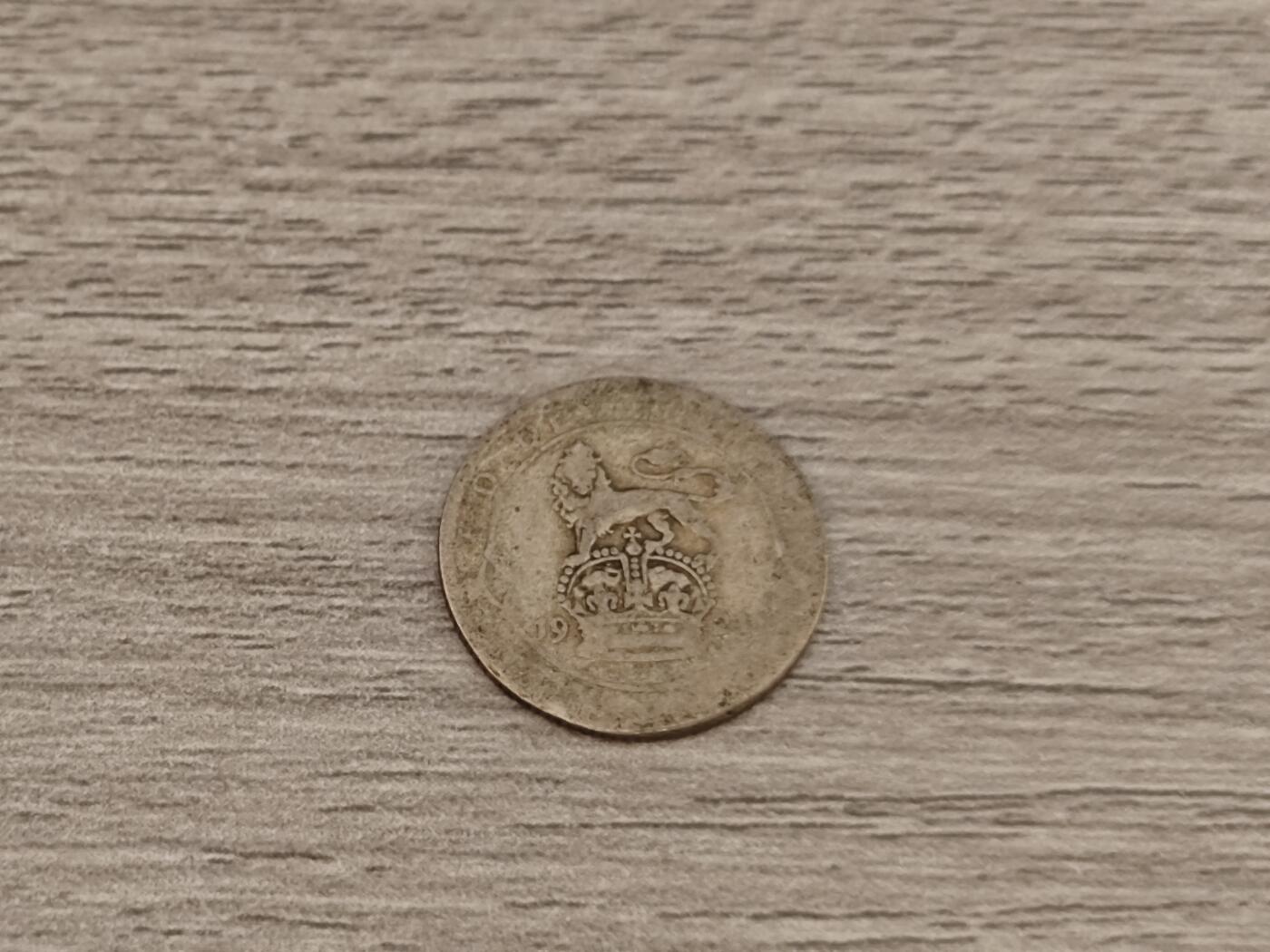 小小杂货铺22期  满五十包邮 可寄存 一元佣金 （银币、散币） 英国六便士银币