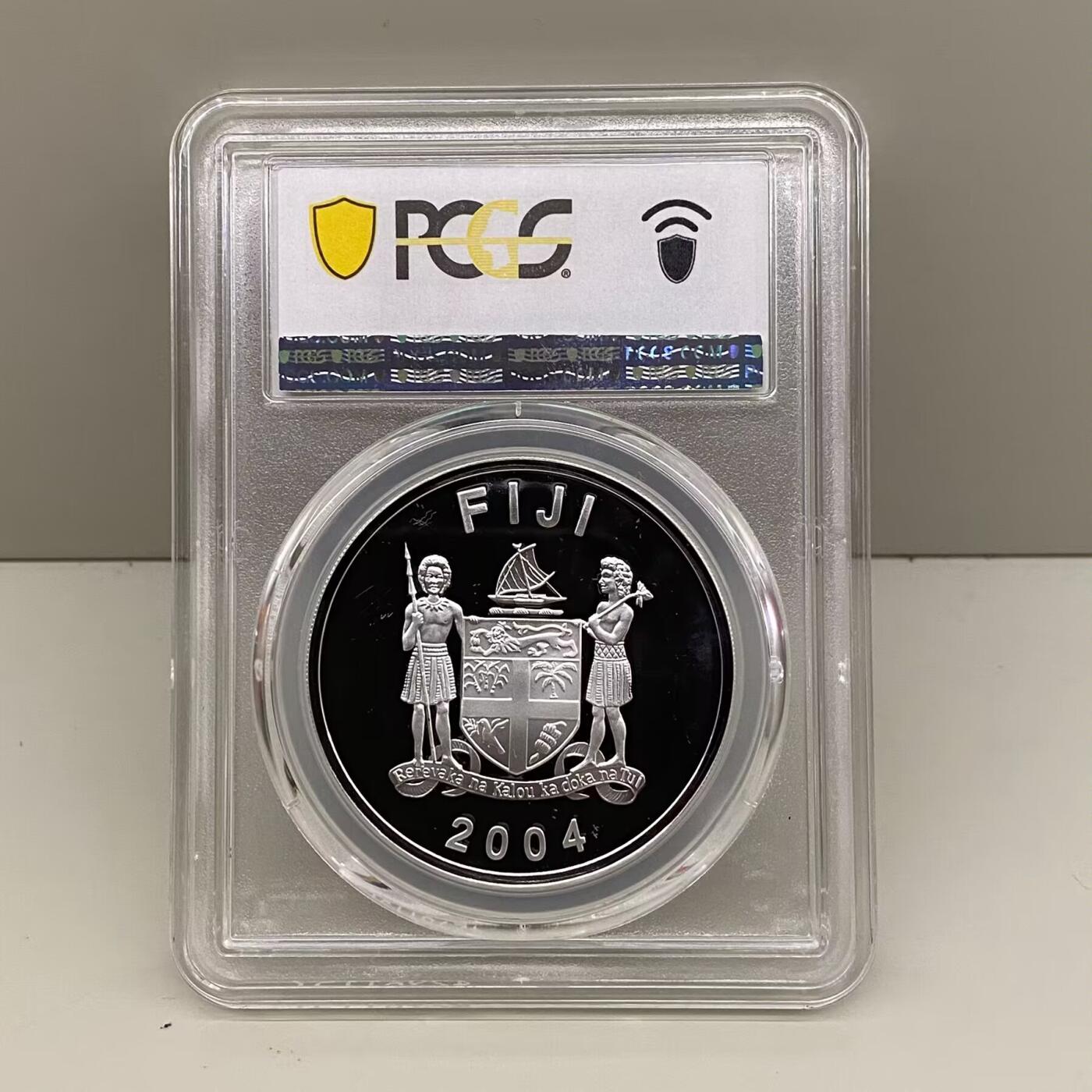 2004年斐济蒋宋美龄纪念币2枚一套 评级币PCGS PR67 68