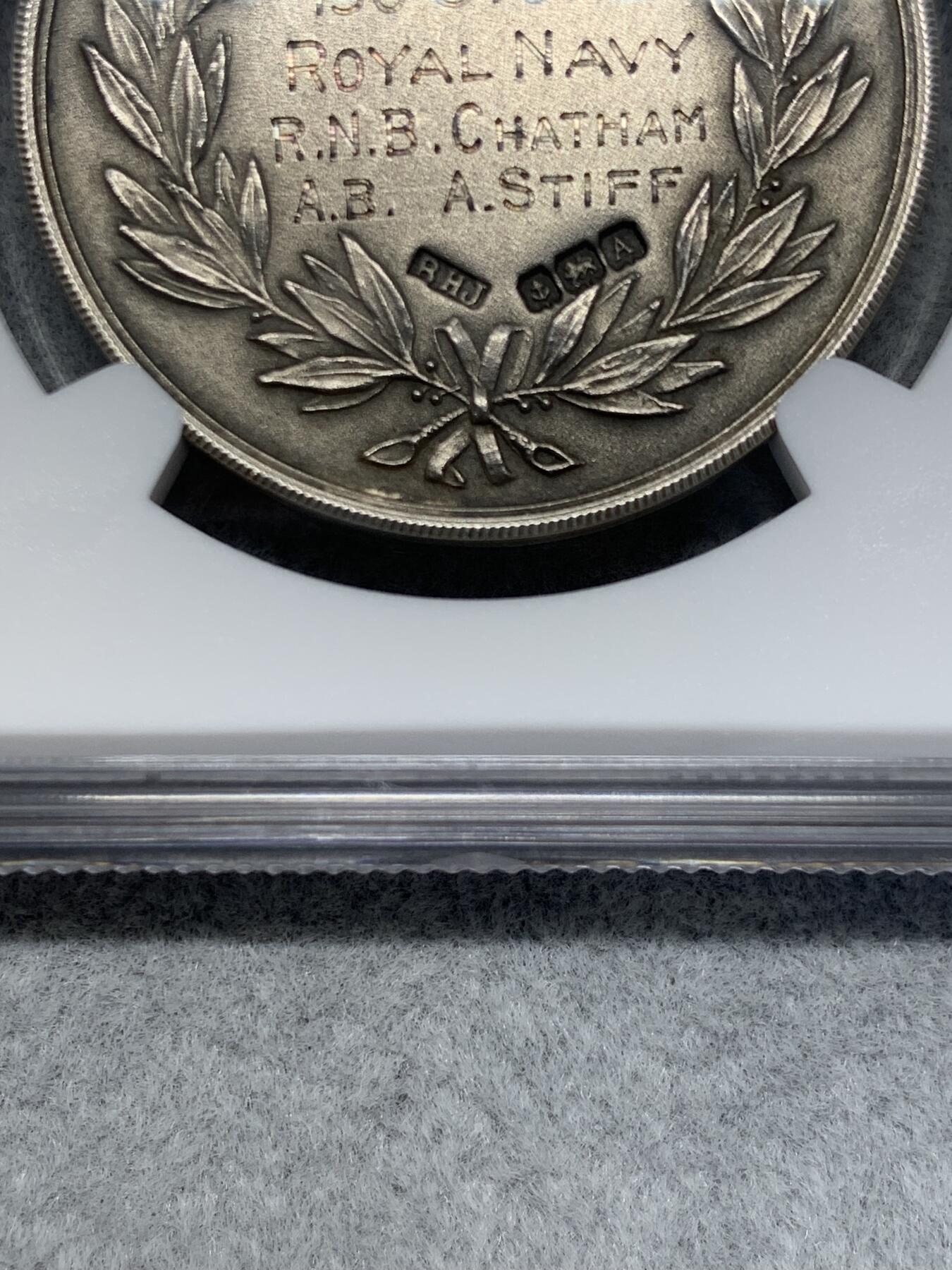 《竞宝斋》第342场 周日，周一，2场连拍 （全场包邮） NGC MS64 英国1926年皇家海军竞赛银章，直径32.5mm，重15.3克。