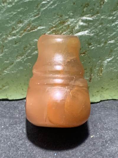 精美亚光保山南红玛瑙小三通佛头一个 精美亚光保山南红玛瑙小三通佛头一个