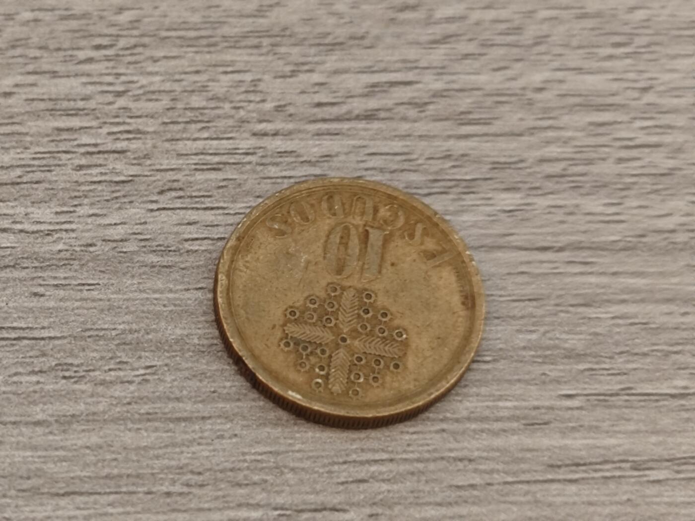 小小杂货铺22期  满五十包邮 可寄存 一元佣金 （银币、散币） 葡萄牙10埃库斯多