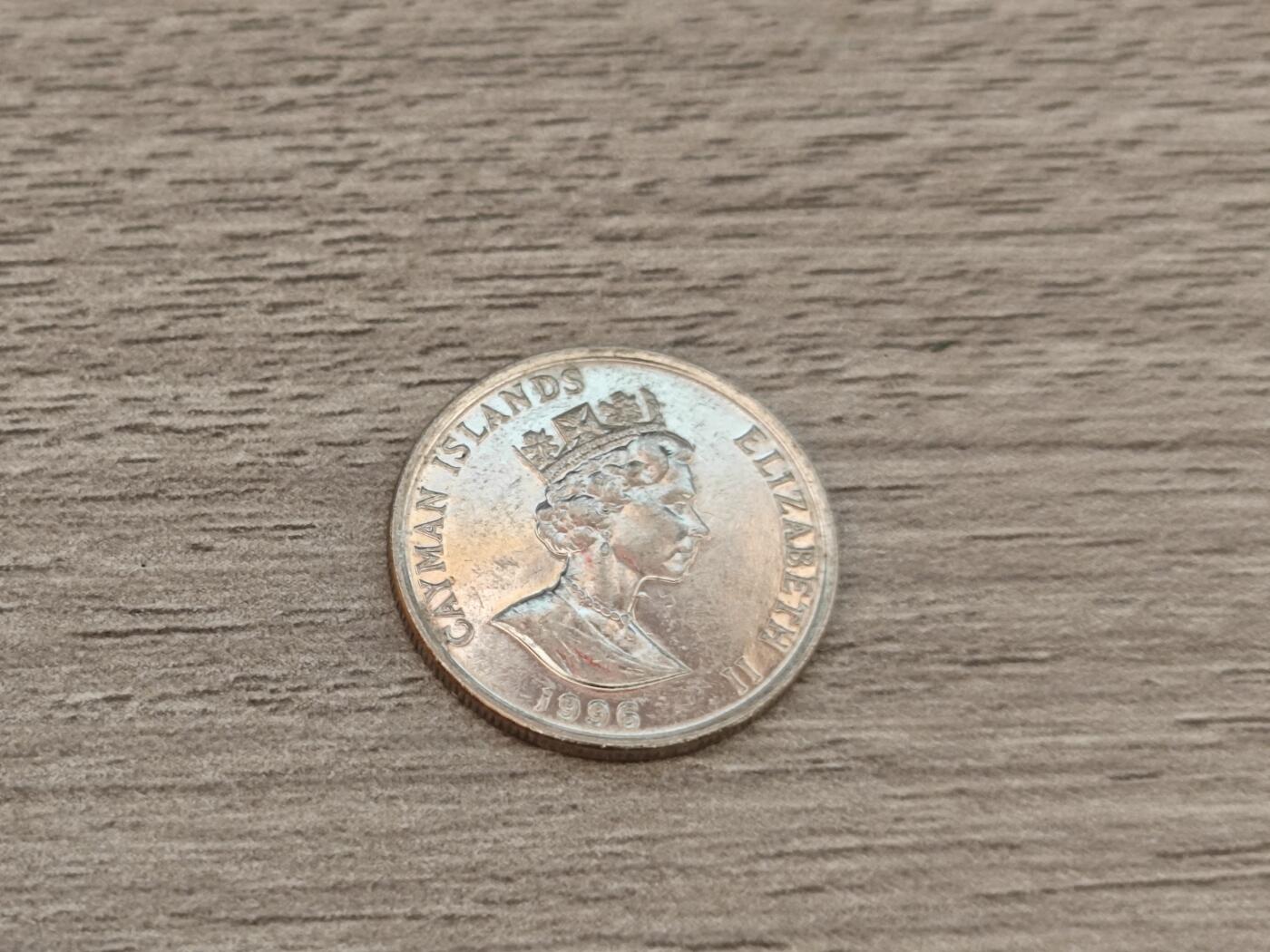 小小杂货铺22期  满五十包邮 可寄存 一元佣金 （银币、散币） 开曼群岛10分硬币