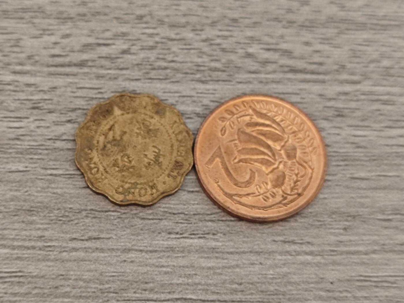 小小杂货铺22期  满五十包邮 可寄存 一元佣金 （银币、散币） 英系硬币两枚