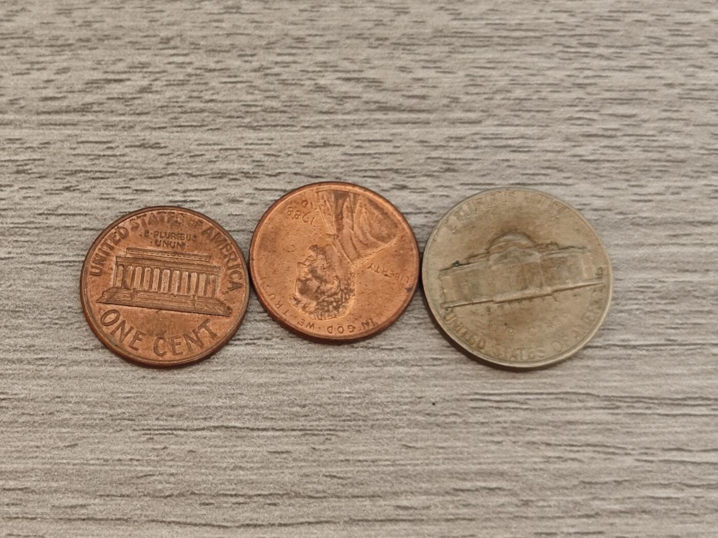 小小杂货铺22期  满五十包邮 可寄存 一元佣金 （银币、散币） 三个美分