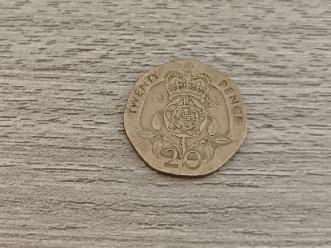 小小杂货铺22期  满五十包邮 可寄存 一元佣金 （银币、散币） 英国20便士