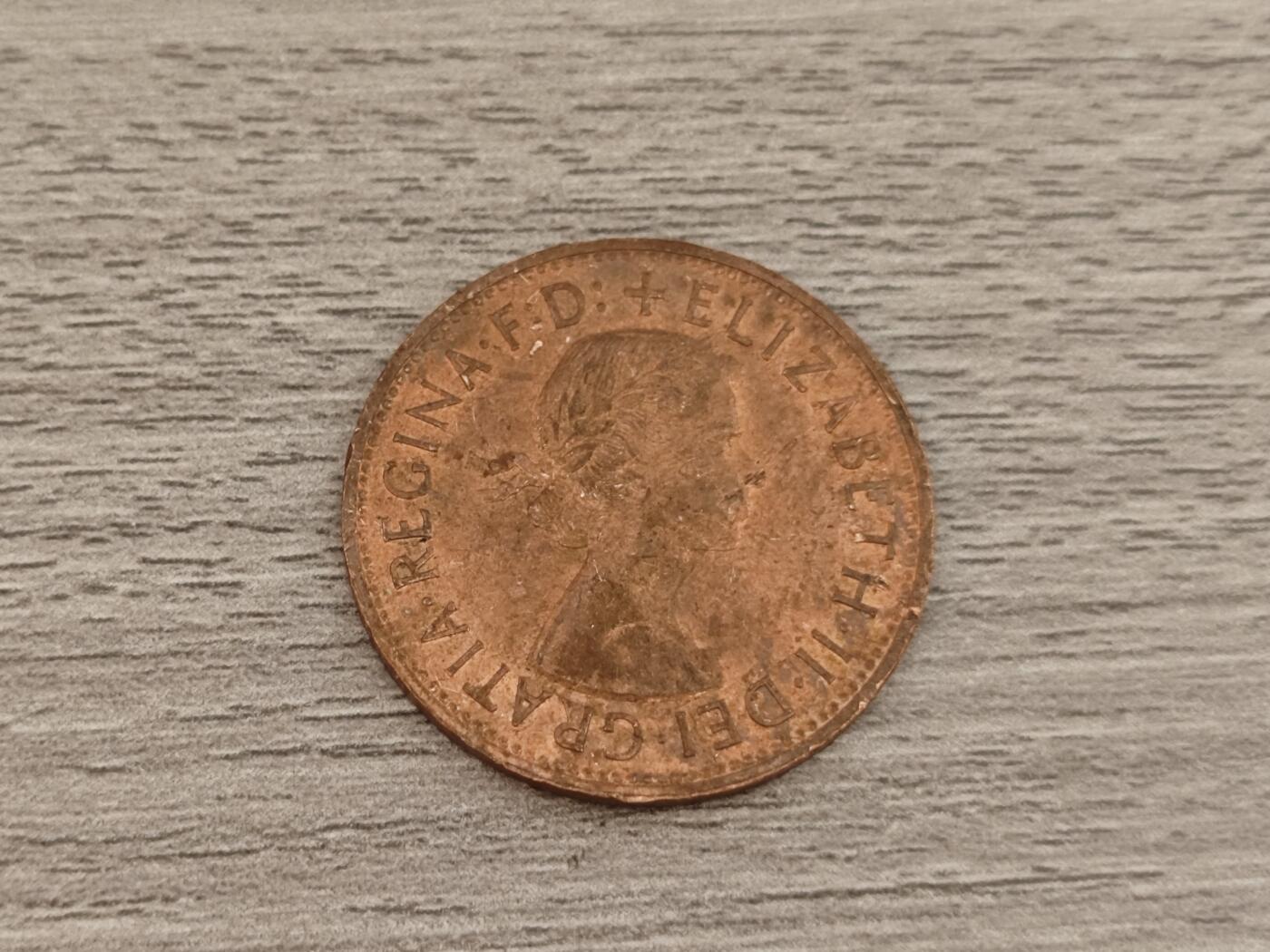 小小杂货铺22期  满五十包邮 可寄存 一元佣金 （银币、散币） 英国伊丽莎白一便士