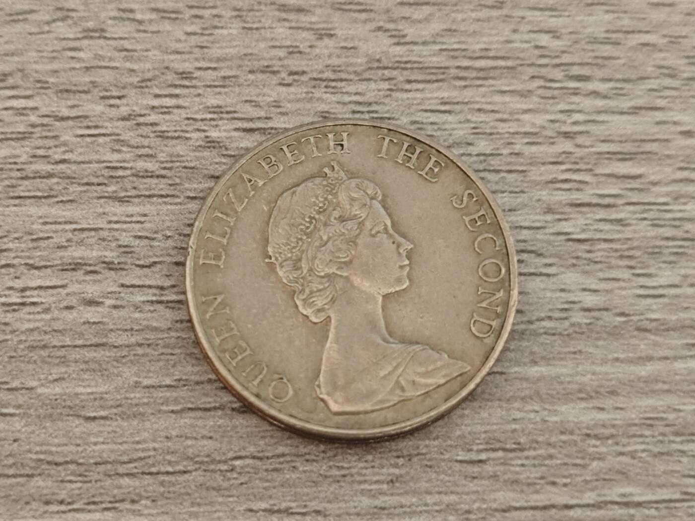 小小杂货铺22期  满五十包邮 可寄存 一元佣金 （银币、散币） 香港五元