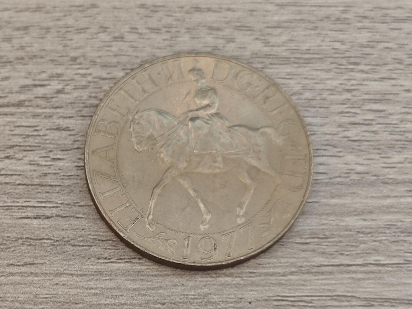 小小杂货铺22期  满五十包邮 可寄存 一元佣金 （银币、散币） 女王登基克朗币