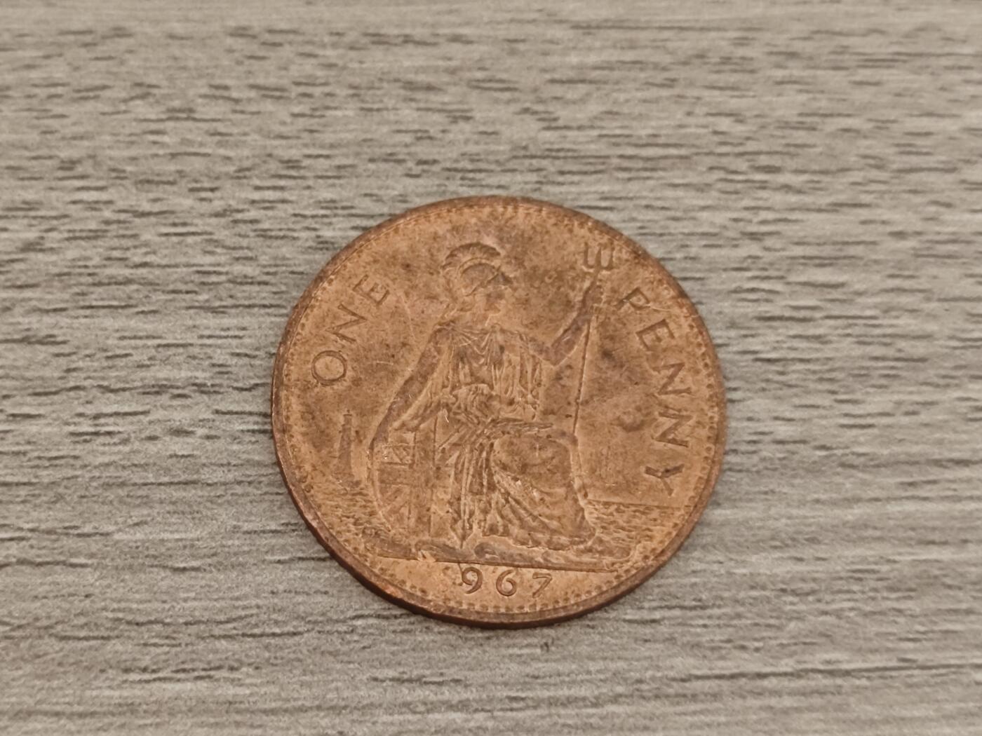 小小杂货铺22期  满五十包邮 可寄存 一元佣金 （银币、散币） 1967年一便士