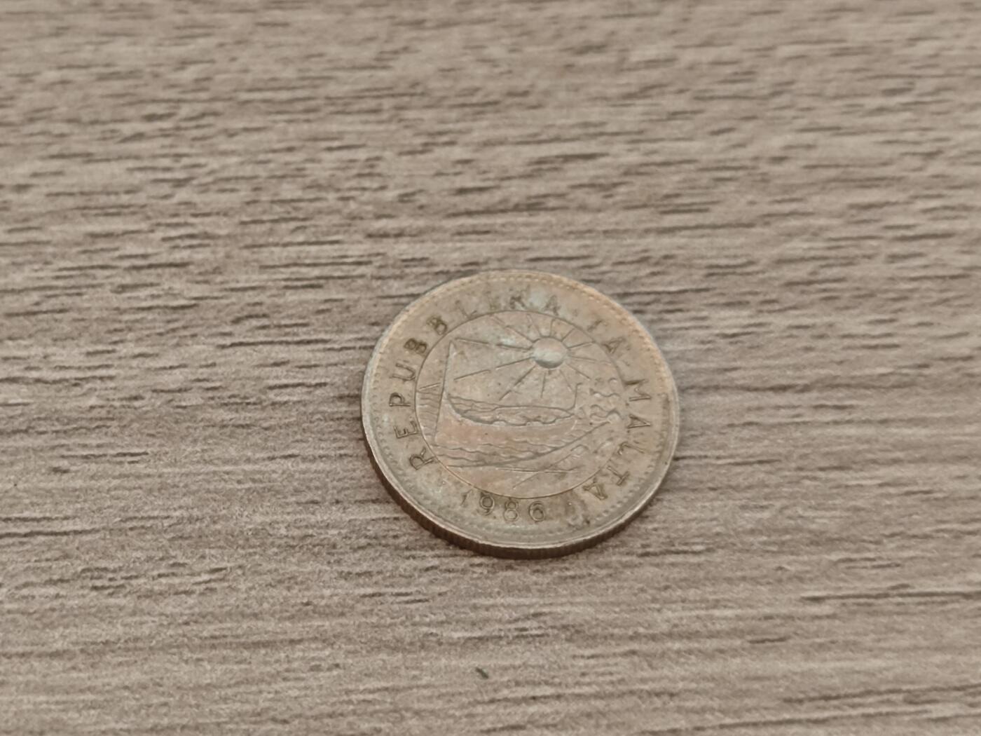 小小杂货铺22期  满五十包邮 可寄存 一元佣金 （银币、散币） 马耳他?五分