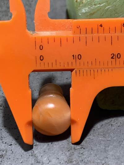 精美亚光保山南红玛瑙小三通佛头一个 精美亚光保山南红玛瑙小三通佛头一个