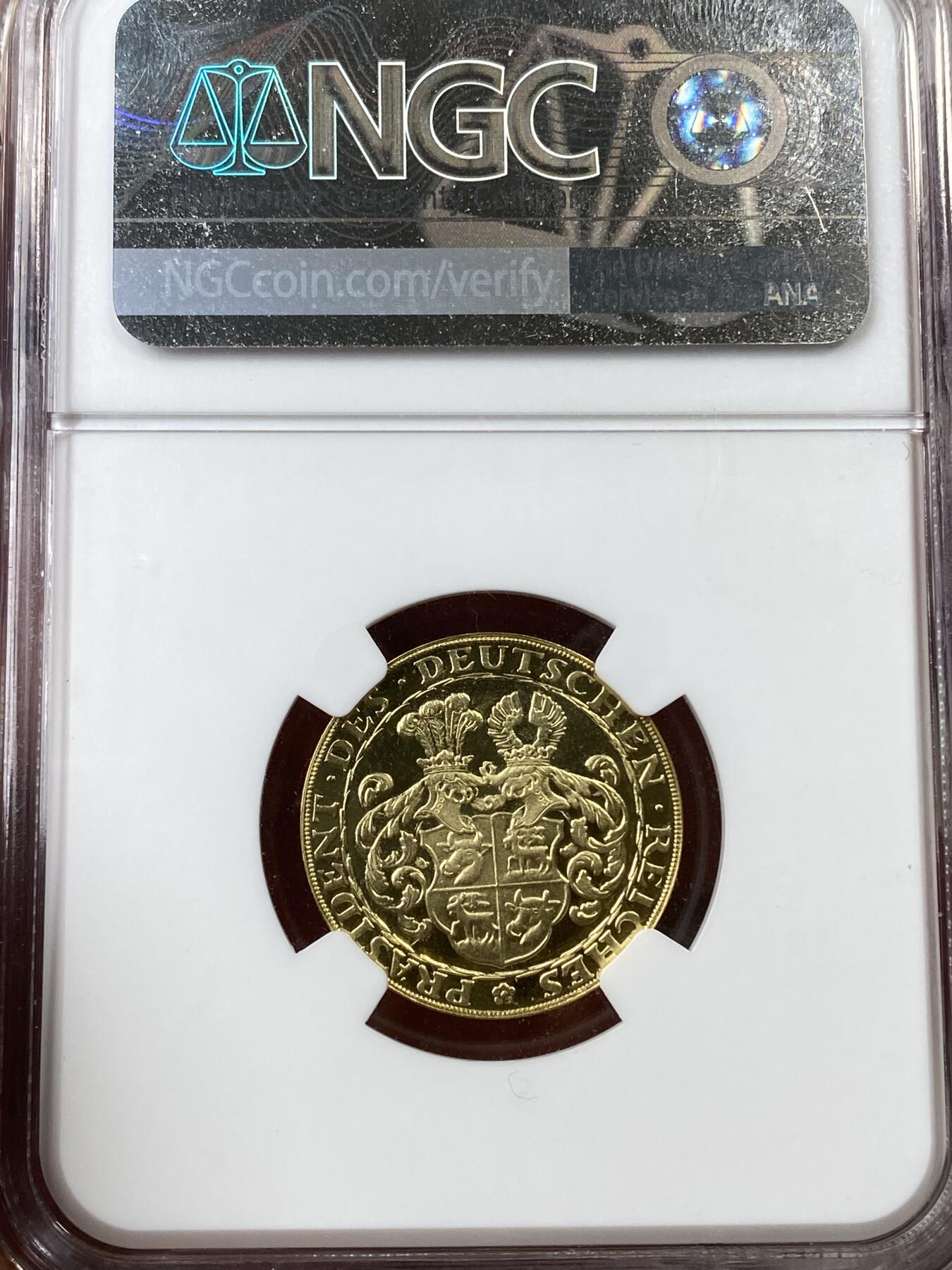 万国钱币拍卖第040期（万国2025新年大拍） NGC PF66CAM 1928年德国魏玛共和国兴登堡总统80大寿纪念20马克金质币章 顶级深度镜面 百年金辉如同现代币的工艺 顶级完美收藏品质