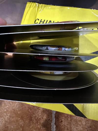 CSIS-GREAT评级精品钱币拍卖第二百七十九期 绝区零麦当劳金属徽章 马口铁纪念章 谷子 四件套 册子