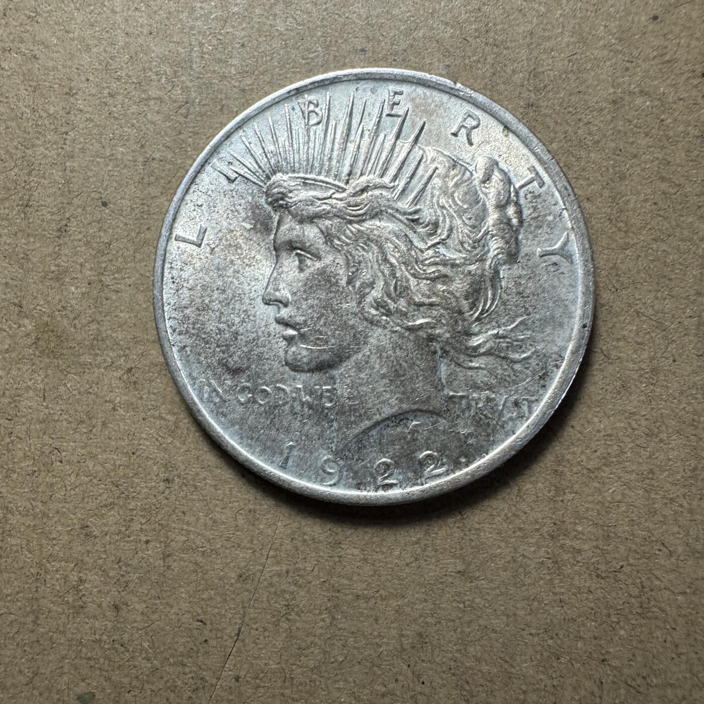 2025首场 世界钱币，章 原光！美国1922年和平鸽一美元大银币