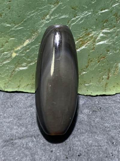 精美药师玛瑙天眼桶珠一个 精美药师玛瑙天眼桶珠一个