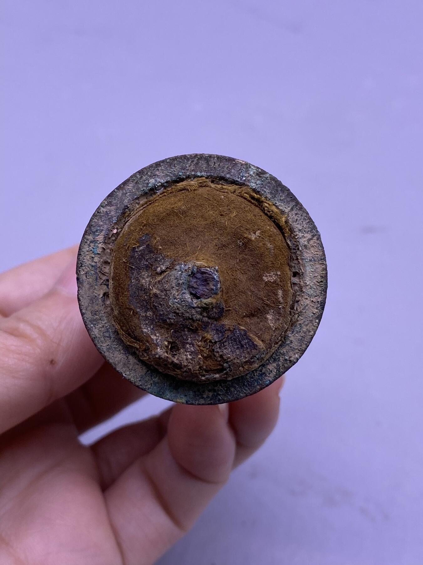 老铜鎏金帽顶，尺寸5.5厘米，品相如图，800包快递