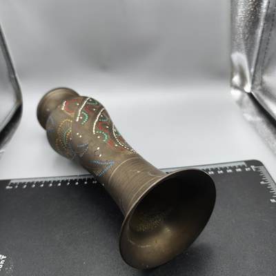 十八期拍卖 - 铜刻花观赏瓶