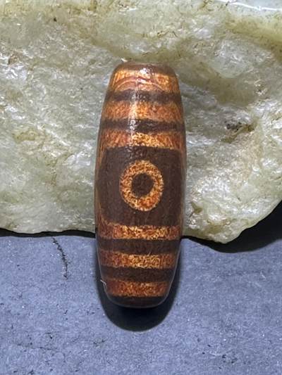 仅此一颗，精品藏传包浆风化三眼天珠一颗， - 仅此一颗，精品藏传包浆风化三眼天珠一颗，