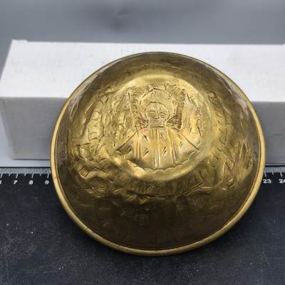 十八期拍卖 - 刻花铜器