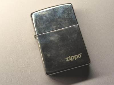 荷兰勋赏制服交流拍卖第111场（7点30开拍） - 中古ZIPPO打火机-经典80年代银色款