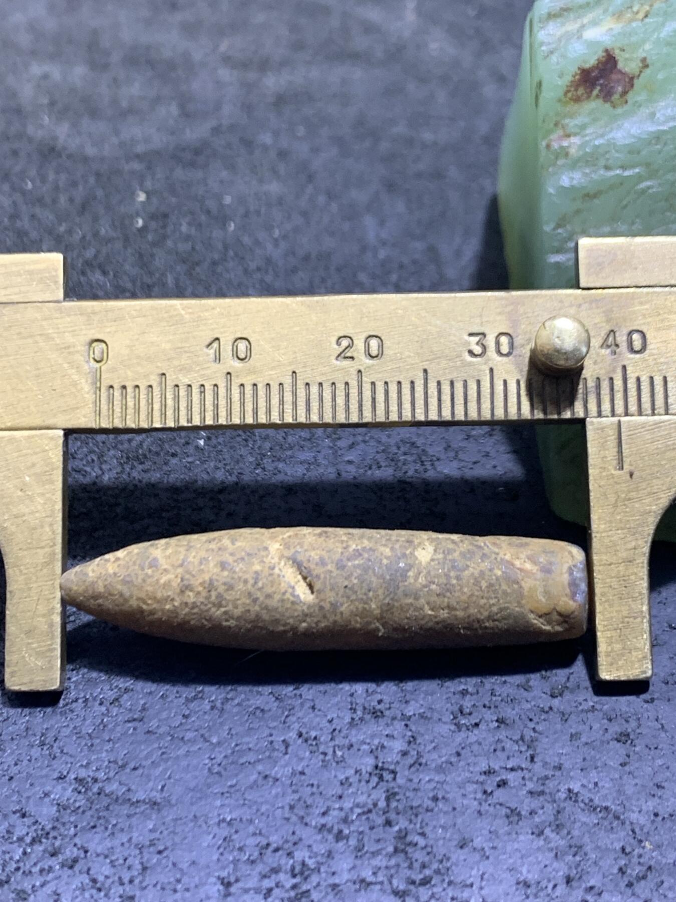 精美天然箭石震笔石震旦角石喇叭角石古生物化石原石一颗，