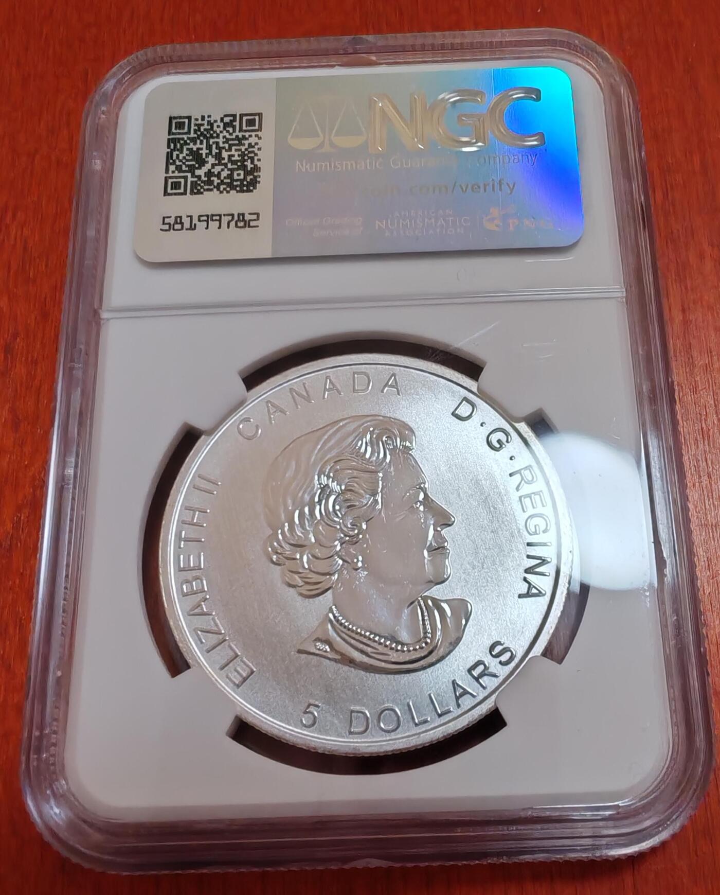 长老汇龙年精选第四十场拍卖 2017 加拿大鸡年5加元银币，NGC MS68，亚军，更高2枚