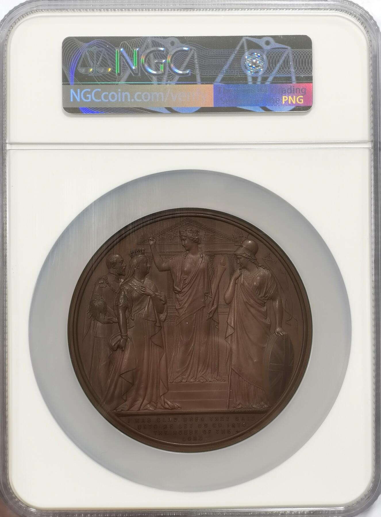 博洋堂世界钱币拍卖第106期（全场包邮） NGC MS64BN 伦敦金融城系列第12号作品-1872年威尔士王子康复感恩庆典纪念大铜章，Wyon作品。直径：77mm，铸量：400枚。正面：伦敦城市女神在不列颠女神的陪伴下邀请维多利亚女王引领下的威尔士王子进入圣保罗大教堂；背面：圣保罗大教堂内部景观