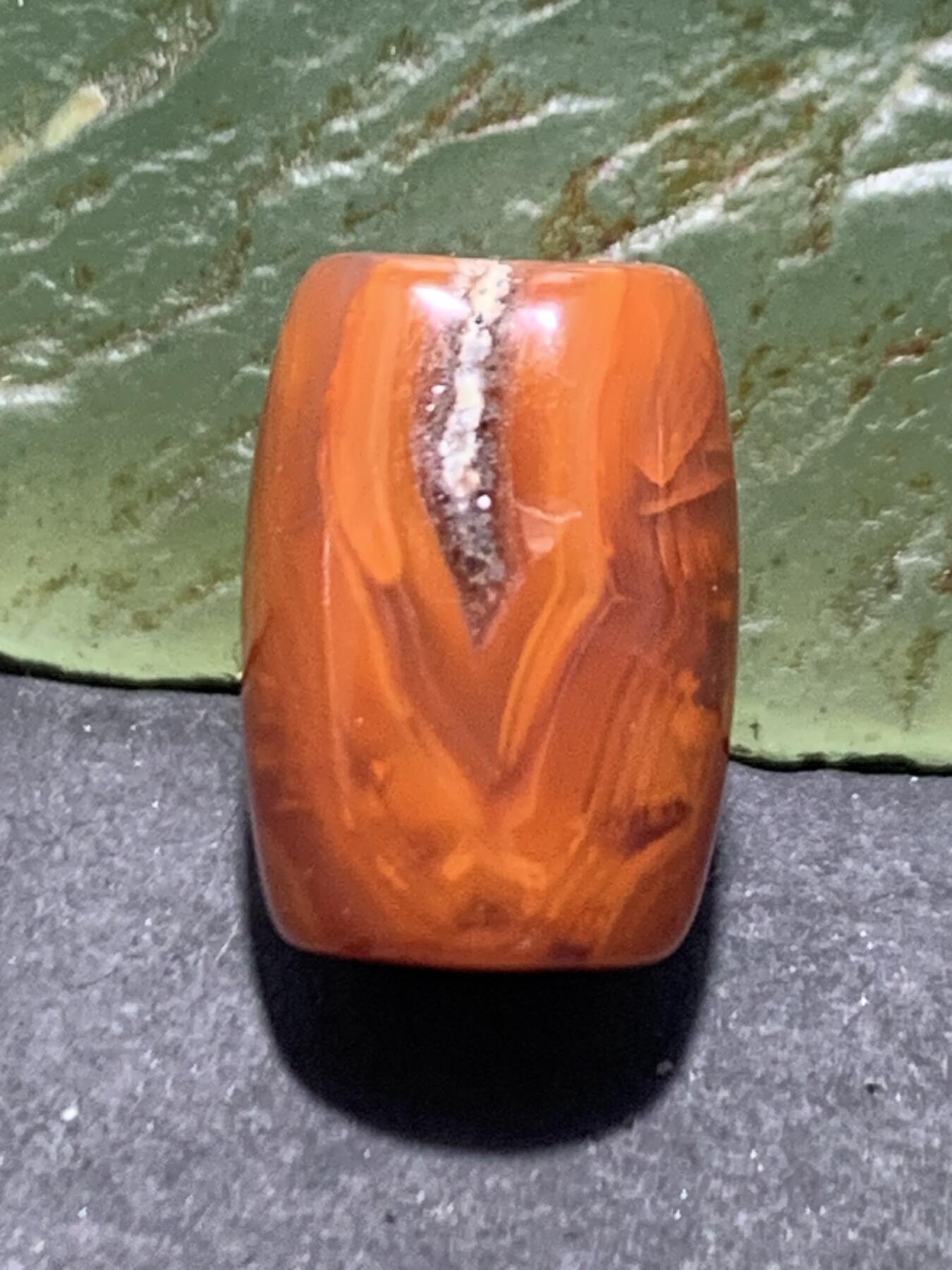 川料荔枝冻火焰纹南红玛瑙通货桶珠一颗！