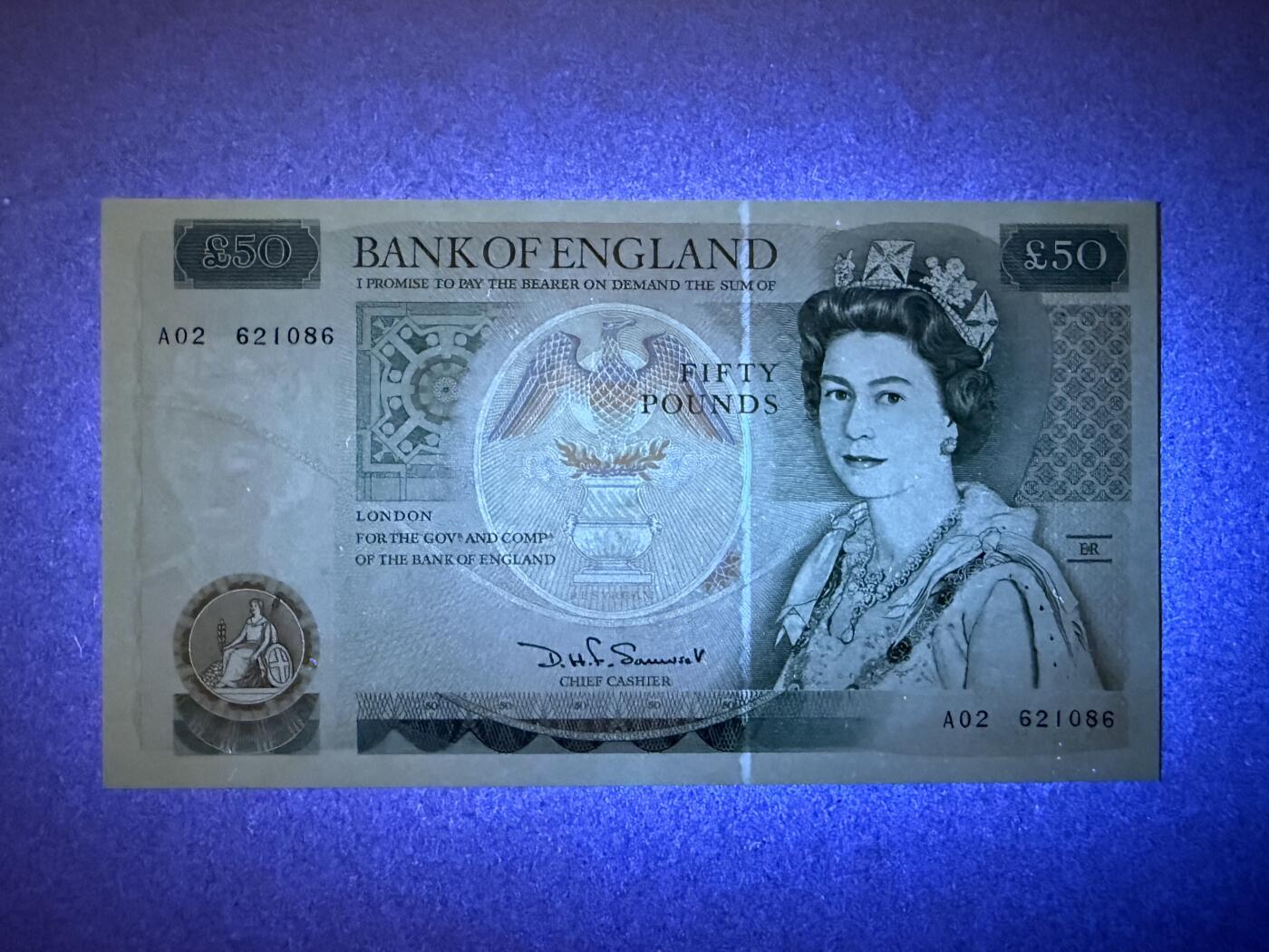 《张总收藏》182期-新一年外币首拍 英格兰50镑 UNC D序列 首签 A02冠 无3547