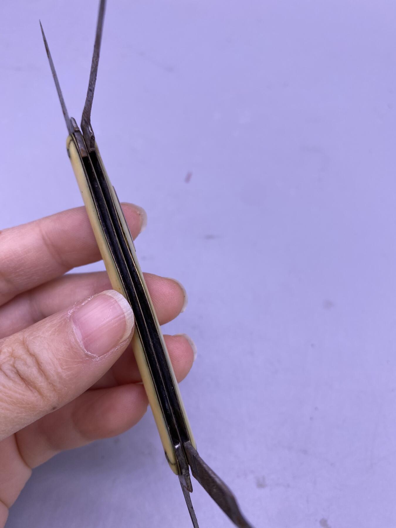 小刀，尺寸8厘米，品相如图，400包快递