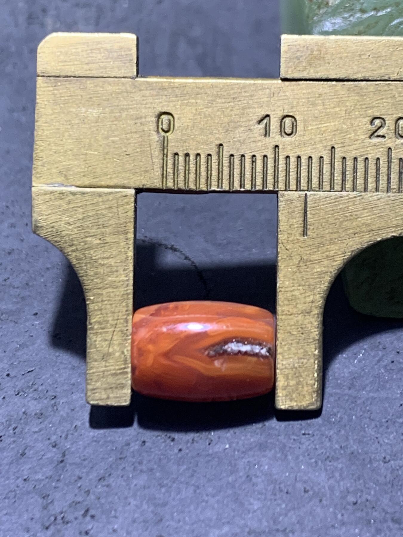 川料荔枝冻火焰纹南红玛瑙通货桶珠一颗！