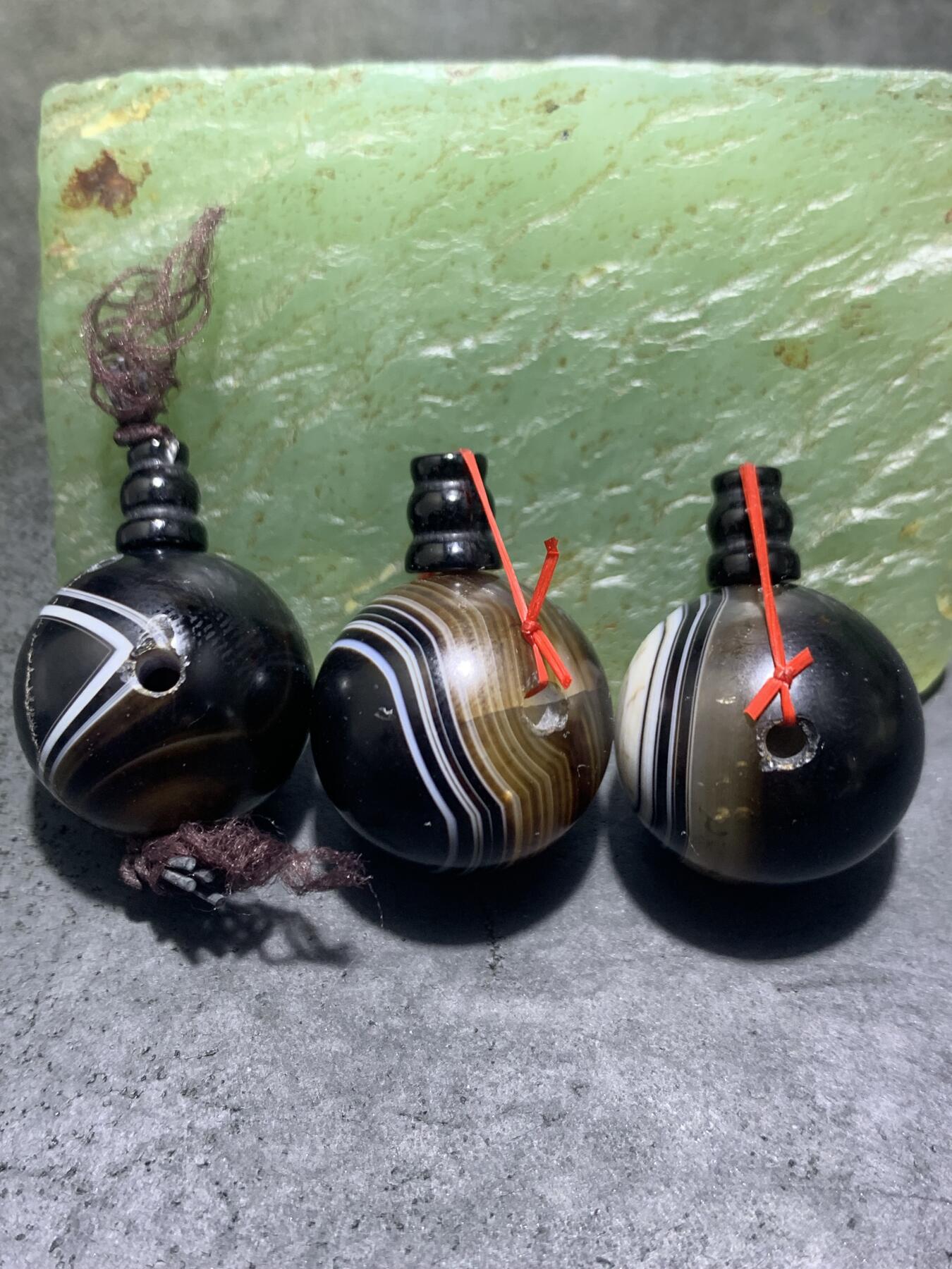 通货药师玛瑙通货佛头三通3颗，，