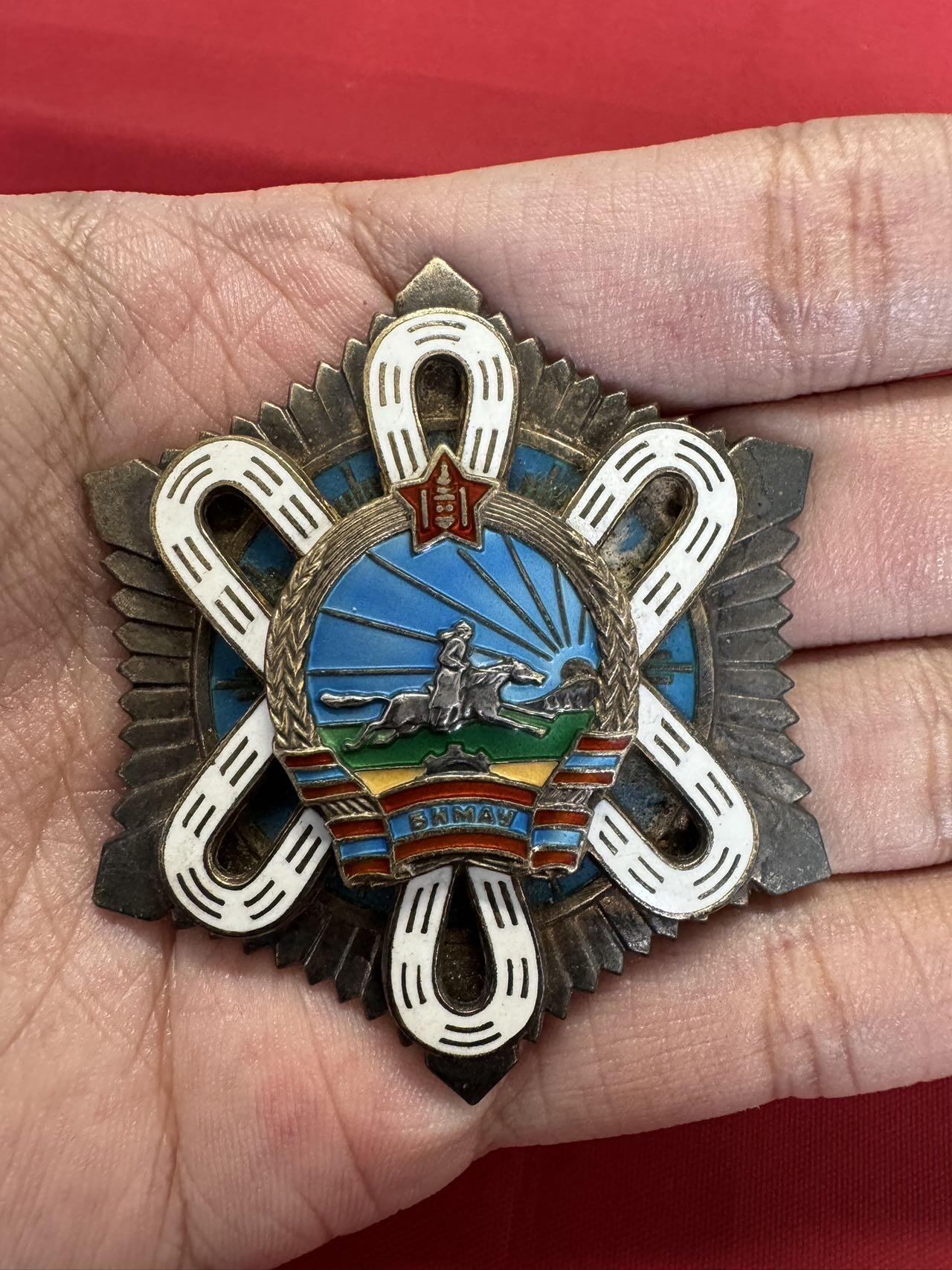 徽章专场 7号晚上八点四群联拍