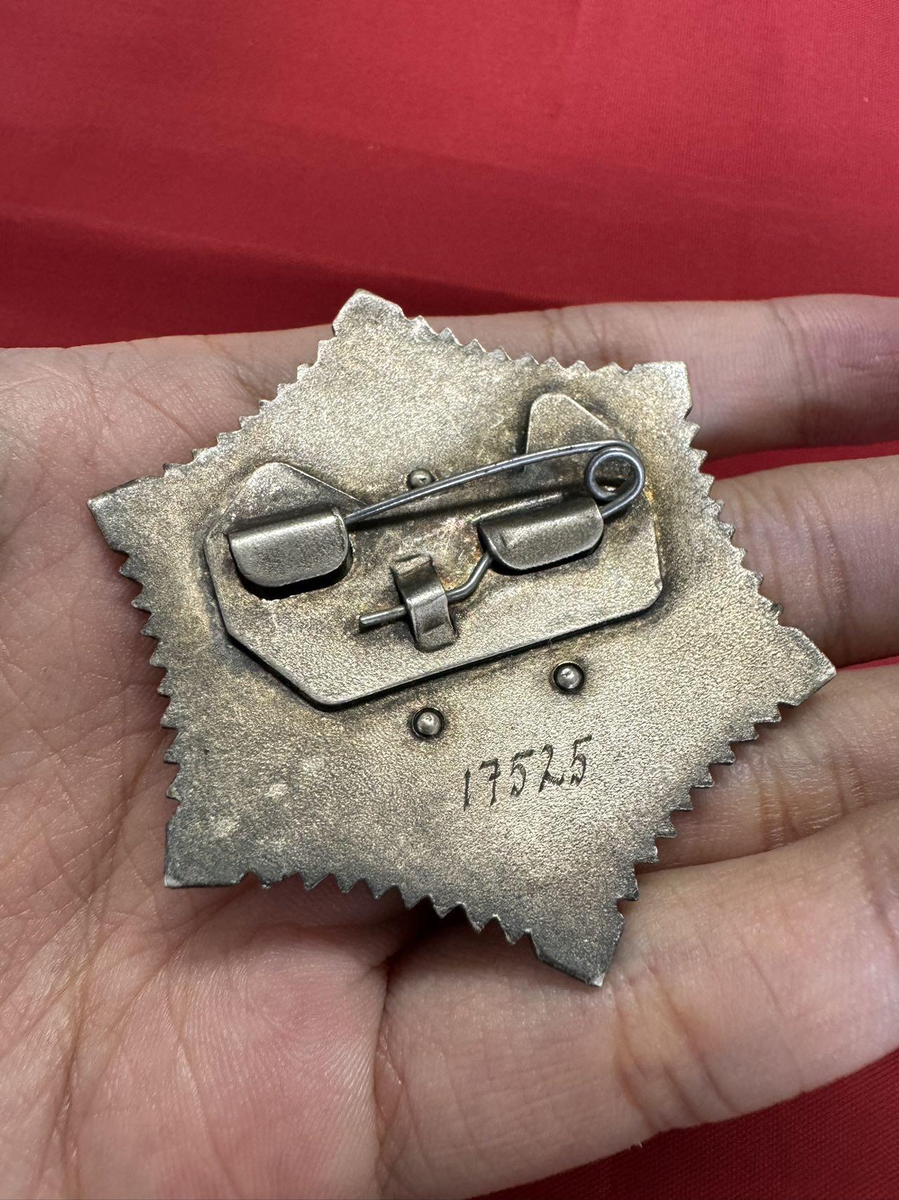 徽章专场 7号晚上八点四群联拍