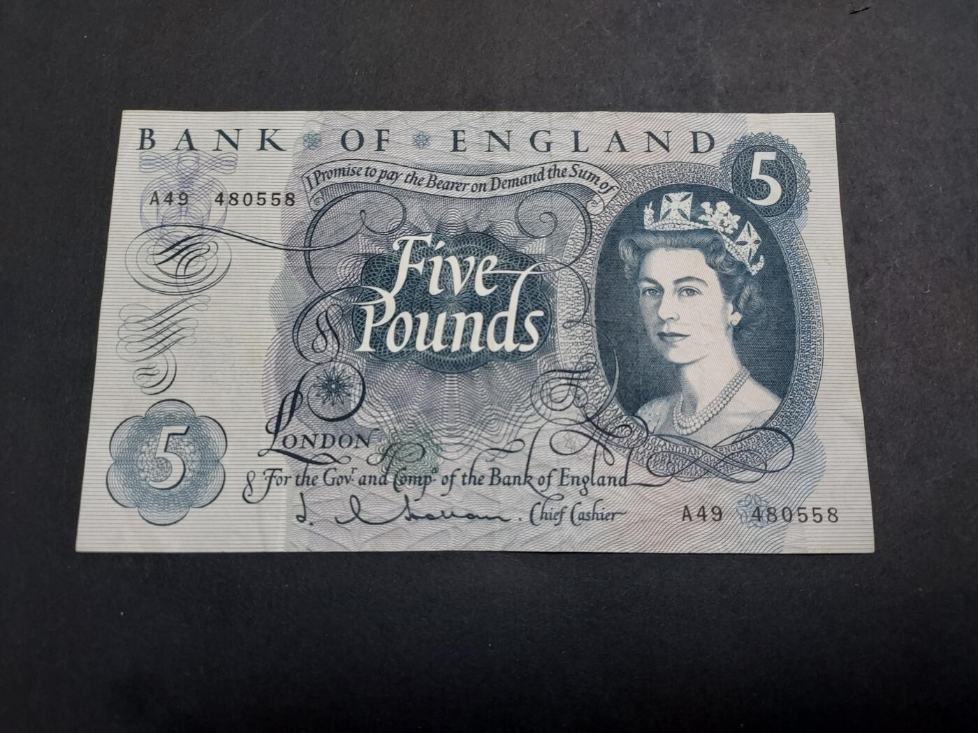 博彦收藏 1月9日 8点钱币专场 英国女皇5镑 85品
