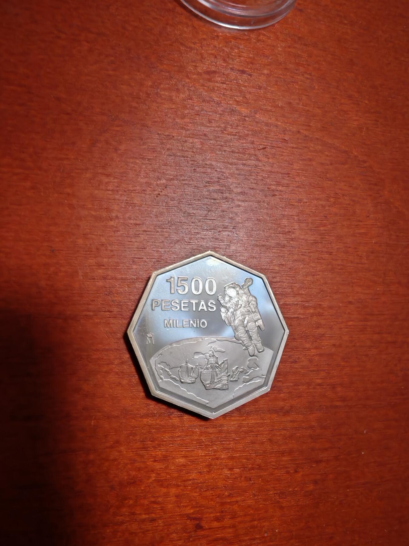 长老汇龙年精选第四十一场拍卖 1999西班牙千禧1500比塞塔八角精制银币（2）