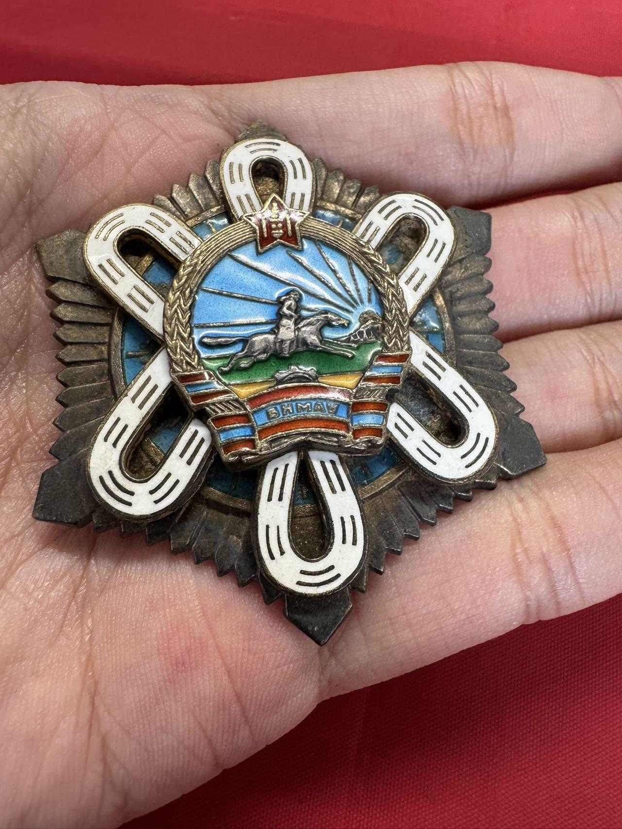 徽章专场 7号晚上八点四群联拍