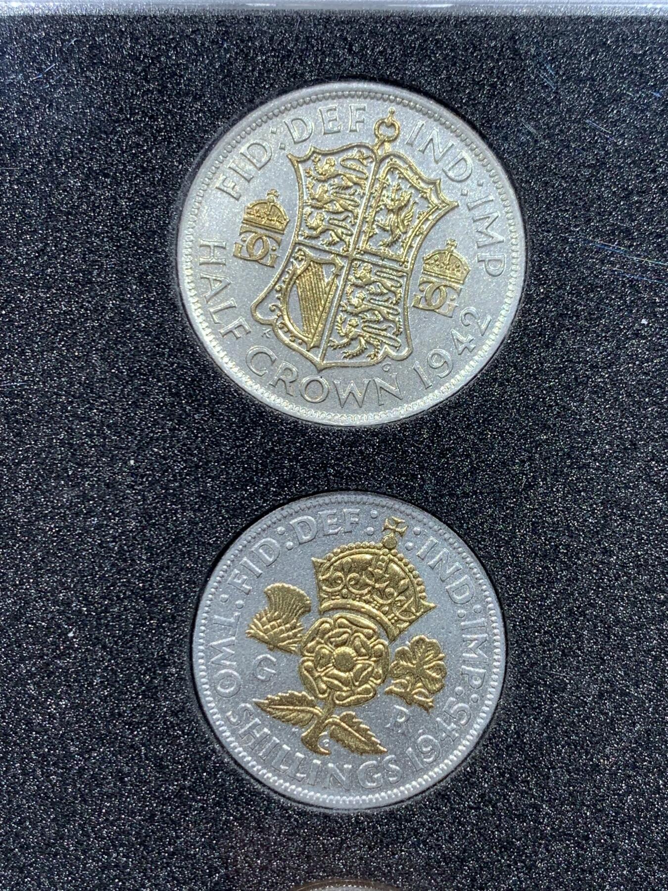 《竞宝斋》第344场 周日，周一，2场连拍 （全场包邮） 英国乔治六世镀金银币套装，原盒原封，真币老镀金艺术品，表面好像经过磨砂处理，值得收藏
