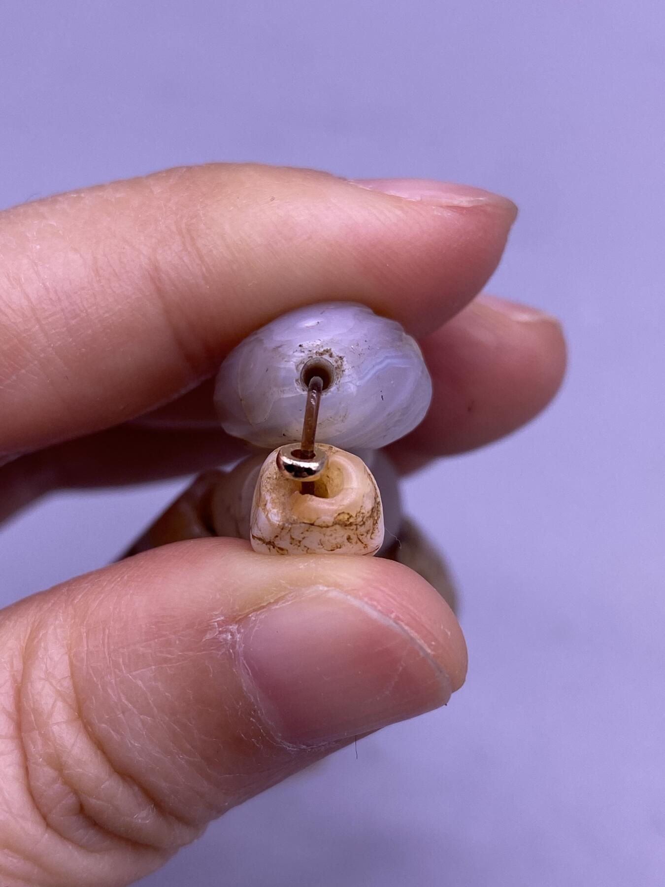 辽金白玛瑙手串，珠径0.6-1.1厘米，品相如图，500包快递