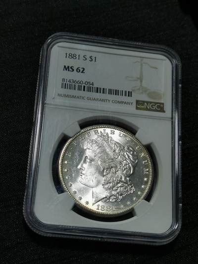 臻藏泉阁国内外钱币 - NGC MS62  1881美国摩根一美元银币