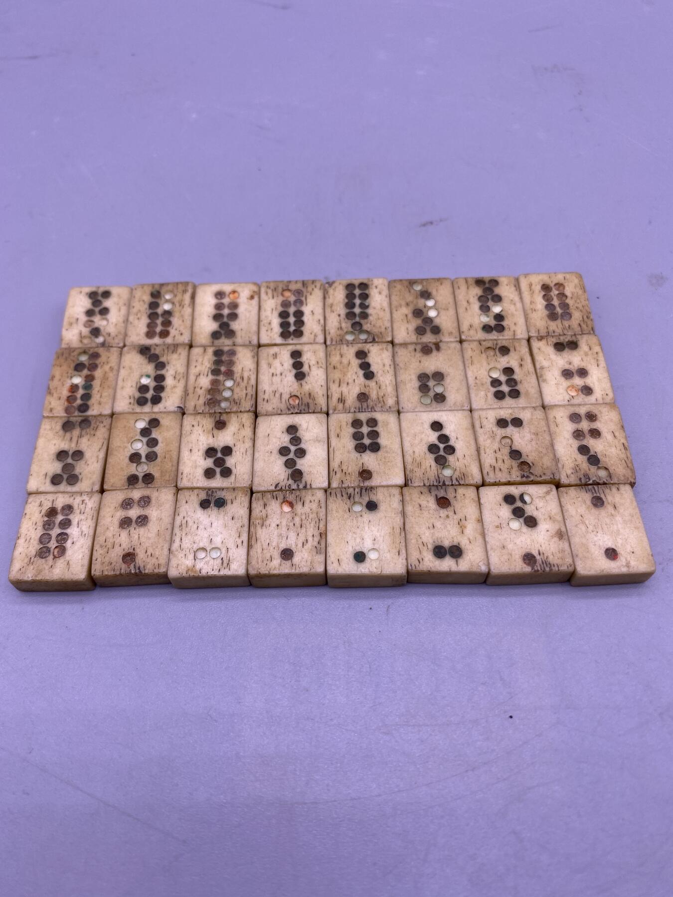 老骨牌九一幅，尺寸1.7*1.4厘米，品相如图，600包快递