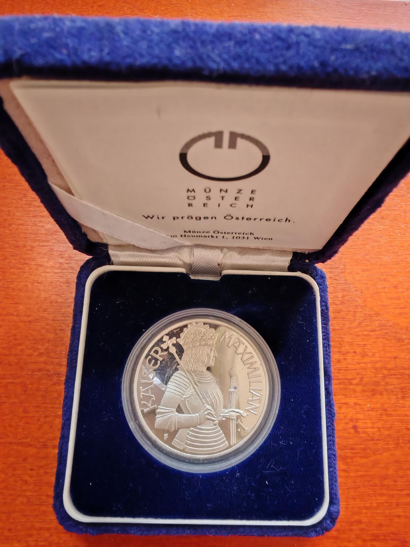 长老汇龙年精选第四十三场拍卖 1992奥地利马克西米利安一世100先令精制银币，盒证全