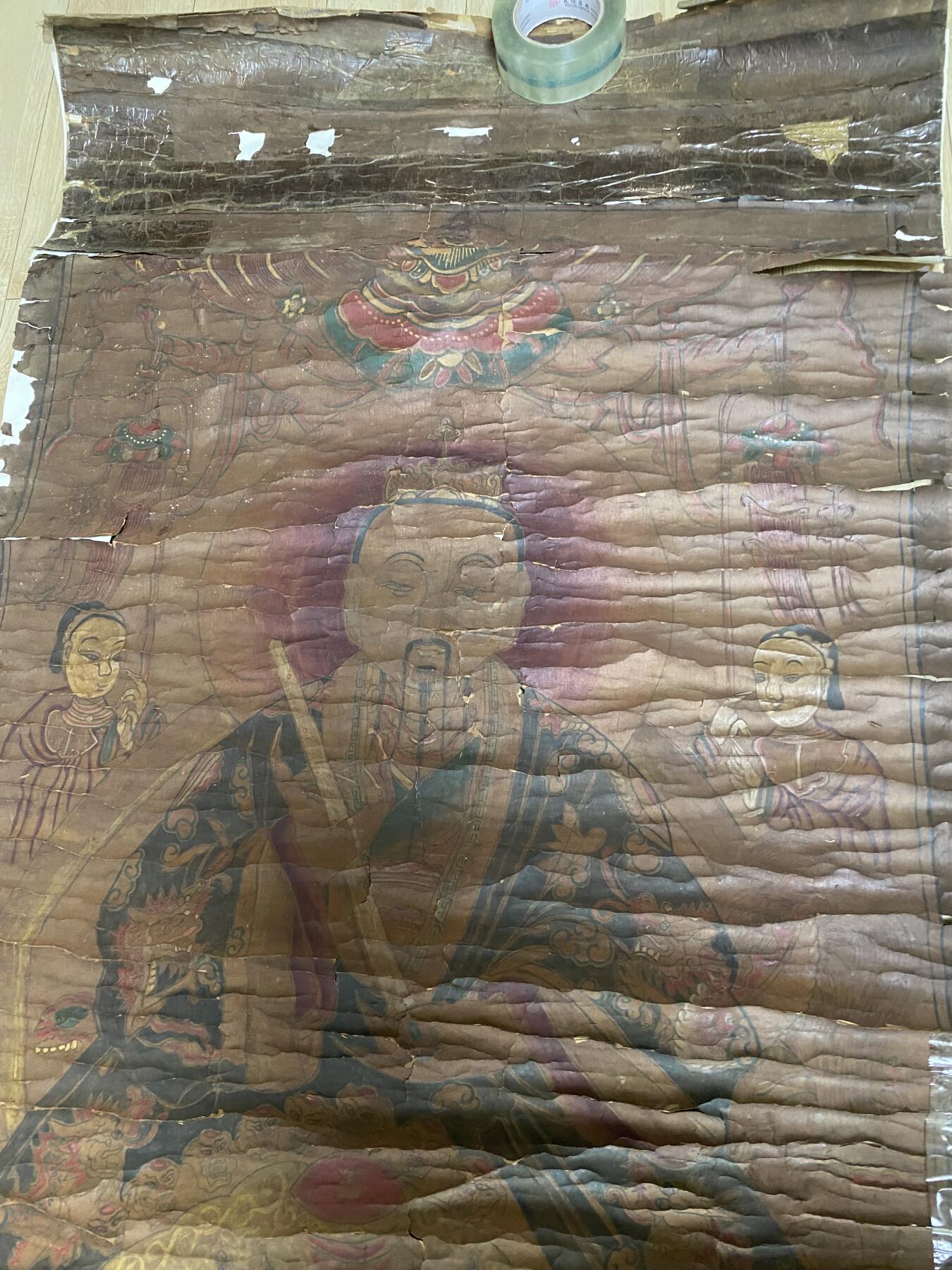老道教挂画一幅，尺寸1.7*0.8米，品相如图，特价350包快递