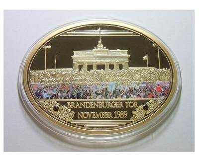 德国1989年拆柏林墙+勃兰登堡门高浮雕精制彩色超大镀金章 63×85MM 118克 - 德国1989年拆柏林墙+勃兰登堡门高浮雕精制彩色超大镀金章 63×85MM 118克