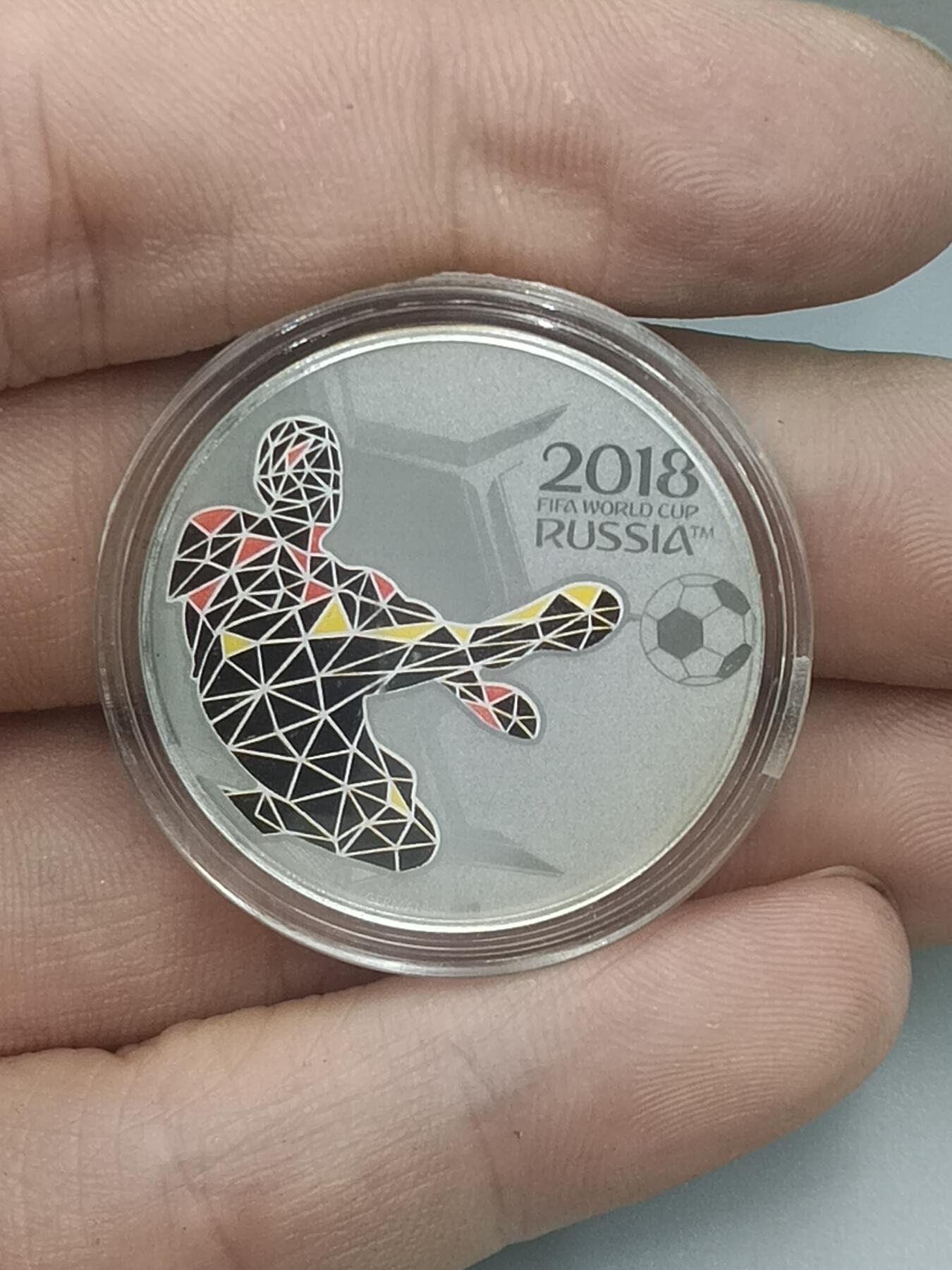 十九期拍卖 2018世界杯纪念银章(重1g)